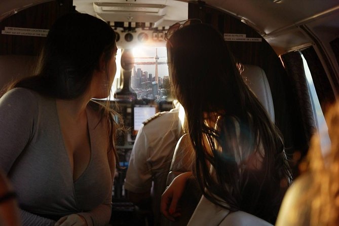 One hour Aerial Tour of Toronto and Niagara Falls with iflyTOTO - The small-plane reality: comfort, photos, and who sits where