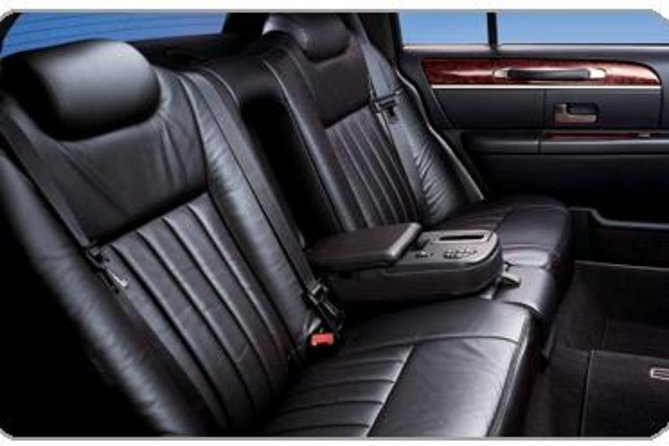 Private Departure Transfer: Niagara Falls, Ontario to Buffalo Niagara International Airport - Niagara Falls Hotel Pickup to BUF: Where the Stress Goes Away