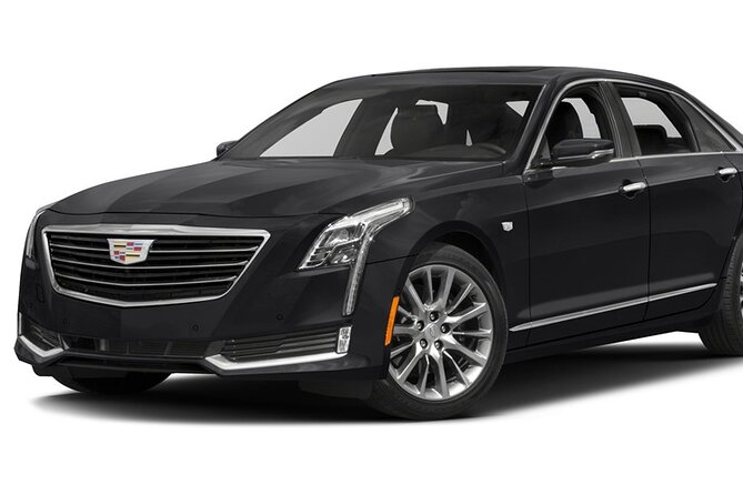Private Departure Transfer-Toronto to Pearson Airport(YYZ) or YTZ - The ride itself: comfort, driving style, and the little perks