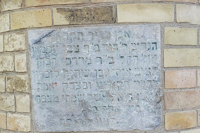 Private Jewish Walking Tours in Toronto - Henry Street’s transformation: the synagogue now Holy Trinity Russian Orthodox Church