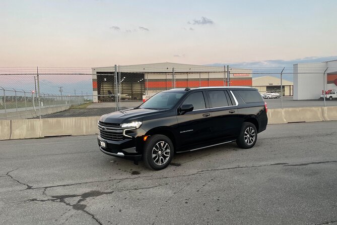 Private Transfer to and from Kitchener Waterloo Region - Toronto Pearson Airport - Flight Tracking and the Details That Prevent Stress