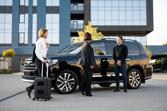 Private Transfer to and from YYZ Toronto Pearson Airport - Key things to know before you go