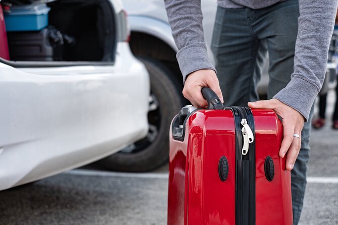 Private Transfer to and from YYZ Toronto Pearson Airport - Is this worth it for your trip style?