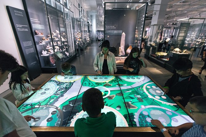 Royal Ontario Museum Admission - Food and breaks at Druxy’s ROM Cafe