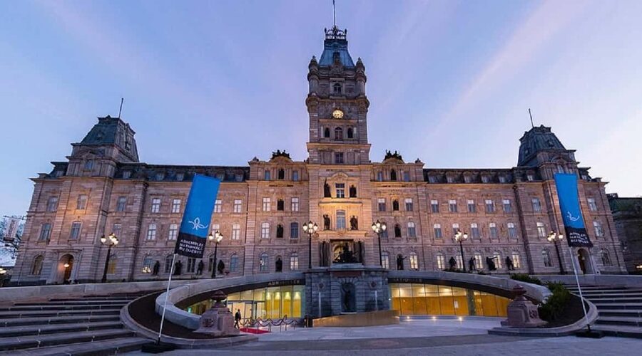 Small group: Toronto, Montreal, Quebec & Niagara 4-Day Tour - Day 2: Old Quebec City tour plus Montmorency Falls option