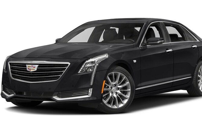Toronto Airport Private Arrival Transfer-YYZ to Toronto Downtown - Where You Can Be Dropped Off Around the GTA