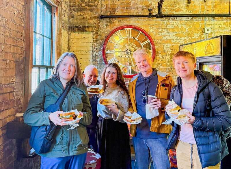 Toronto: Distillery District Breakfast Walking Tour - How the 75-minute pace works (and why it’s a win)