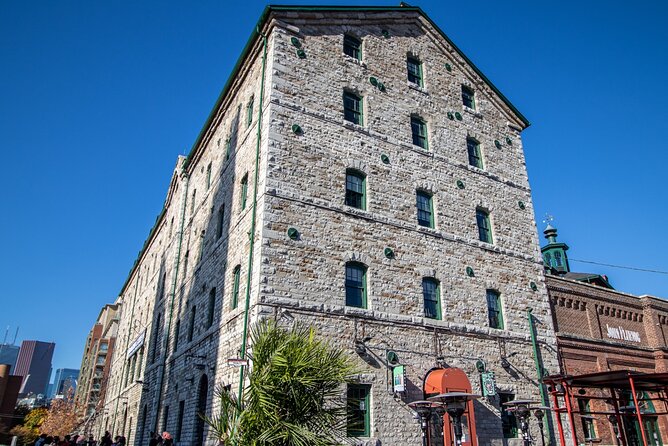 Toronto Distillery District Walking Tour - Price and value: why $21.22 can be a good deal for an hour