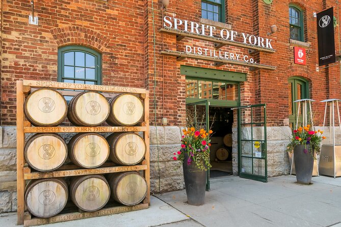 Toronto Distillery District: Whisky Exploration Game and Tour - Key things to know before you start