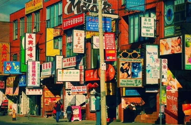 Toronto: Distillery & Old Town Private Walking Tour - Guide and language reality check: what to expect from English, French, Italian, Spanish