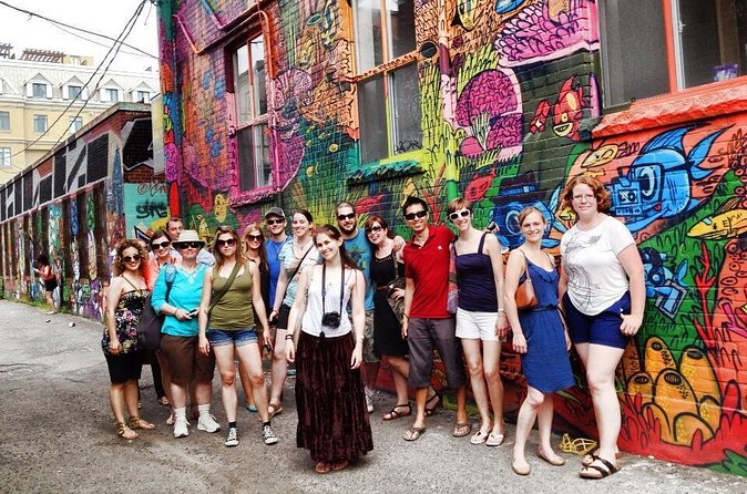 Toronto Graffiti Alley Street Art Walking Tour with an Expert - Who should book this graffiti alley tour?