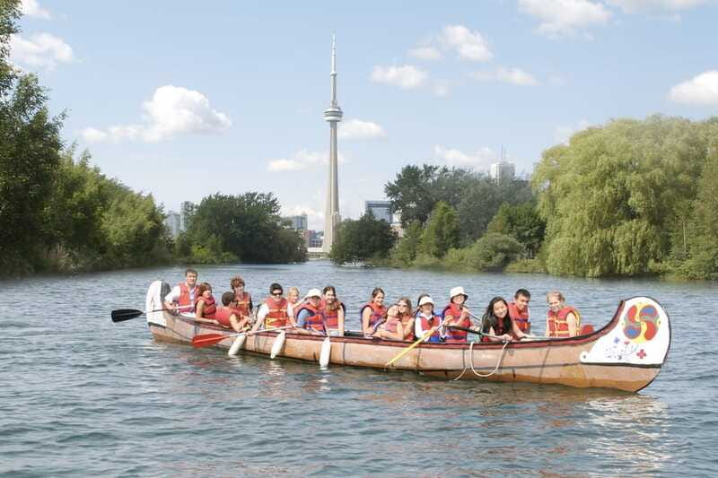 Toronto Islands: Voyageur Canoe Tour - Paddling as Teamwork: What the Guide Actually Brings