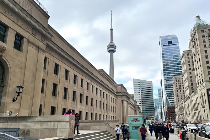 Toronto Landmarks - Guide Impact: When Shane Dixon Sets the Tone
