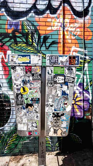 Toronto: Must Do NonTouristy Street Art Tour by local Artist - FAQ