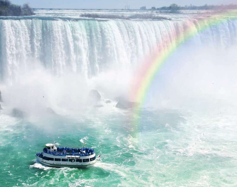 Toronto: Niagara Falls Bus Tour with Maple Tasting and NOTL - The ride to Niagara: what comfort and timing feel like