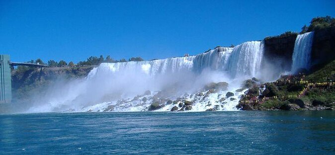 Toronto: Niagara Falls Day Tour with Whirlpool & Boat Cruise - Key things to know before you go