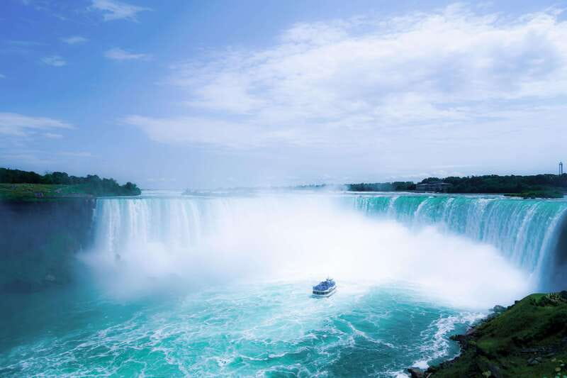 Toronto: Niagara Falls Tour with Boat and Lunch - The value: why this bundled day beats DIY timing