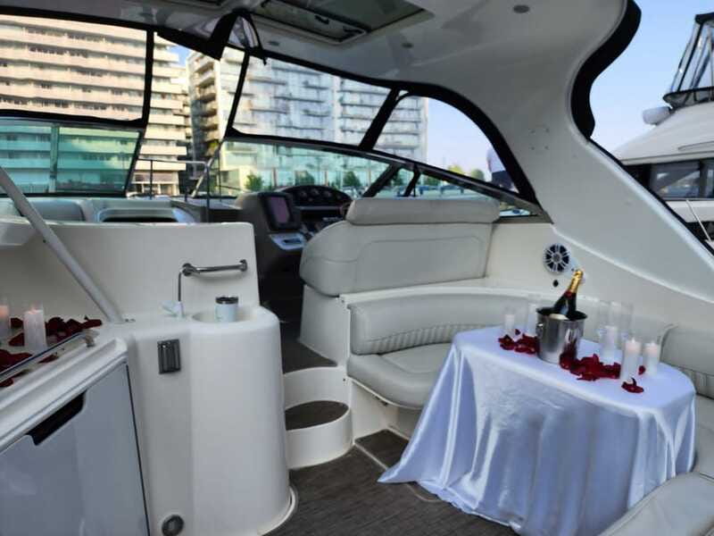 Toronto: Private Luxury Yacht Sightseeing Cruise & Prosecco - Comfort Rules, Weather Reality, and Who This Tour Fits Best