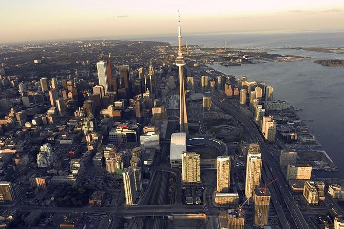 Toronto: Private Walking Tour with a Local - A tour that changes because you talk
