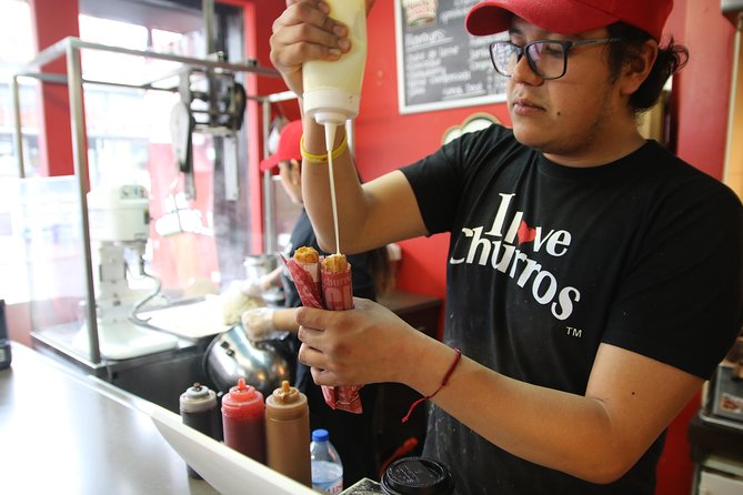 Toronto's First Food Tour: Taste the World in Kensington Market - Start at Moonbean: how the tour sets you up for the day