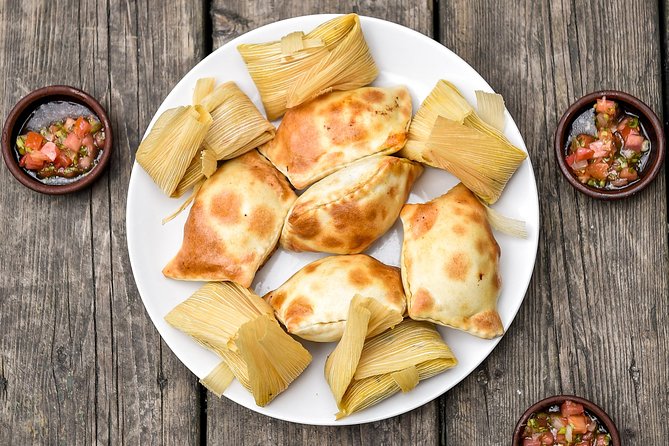 Toronto's International Food Tour - Kensington Market - Diet reality check: vegetarian and pescatarian options, plus the limits you should know