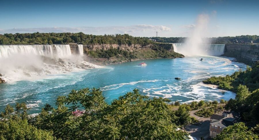 Toronto: Small-Group Niagara Falls Day Trip - Niagara-on-the-Lake: free time plus winery tasting