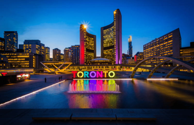 Toronto: Small Group Night Tour with Harbour Boat Cruise - Key Highlights Worth Noting