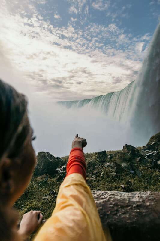 Toronto to Niagara Falls: Boat Ride & Behind the falls Tour - Maple Syrup and Chocolate Tasting: Three Flavours, Real Craft
