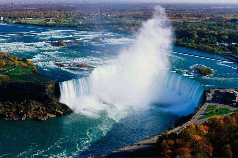 Toronto to Niagara Falls: Boat Ride & Behind the falls Tour - Free Time at Niagara Falls: How to Use Your 3 Hours