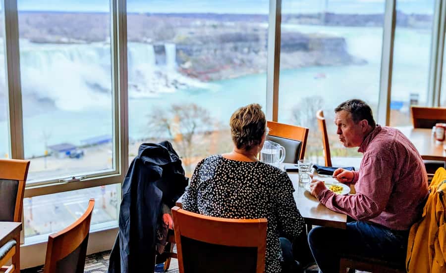 Toronto to Niagara Falls: Evening Tour with Cruise & lights - Niagara Falls after dark: illumination, fireworks, and night photo strategy