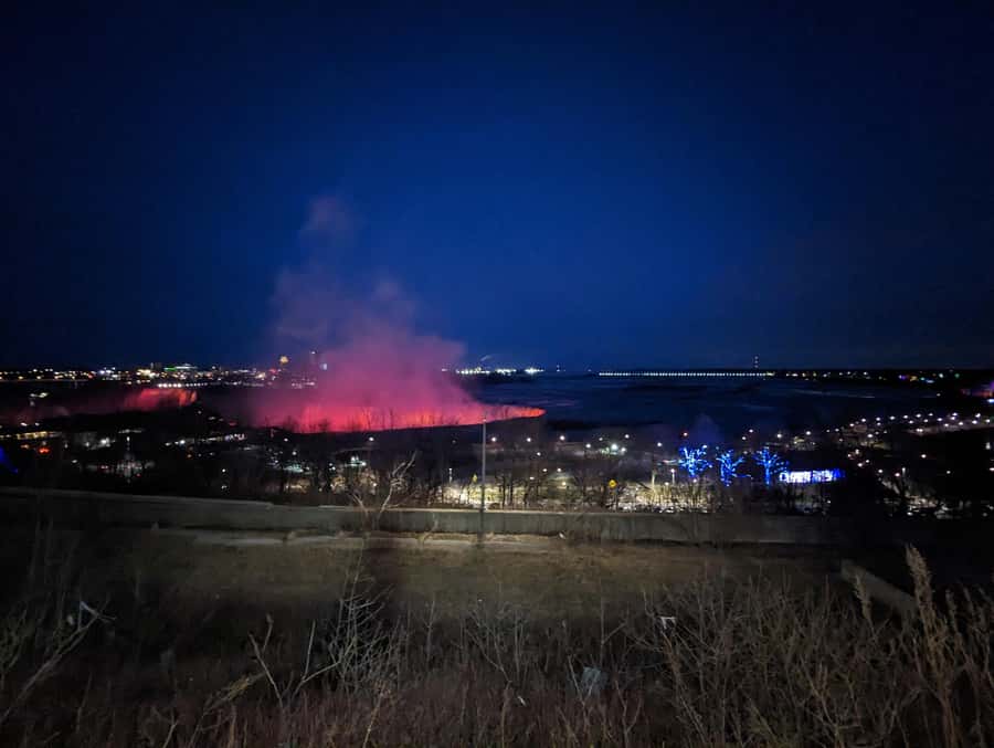 Toronto to Niagara Falls: Evening Tour with Cruise & lights - Maple syrup, chocolate, and fudge tasting: a small add-on with big timing sensitivity
