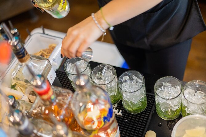Walking Food Tour in Niagara Falls - Stop 3 on Queen St at 4661 Queen St: a speakeasy cocktail and tasting stop