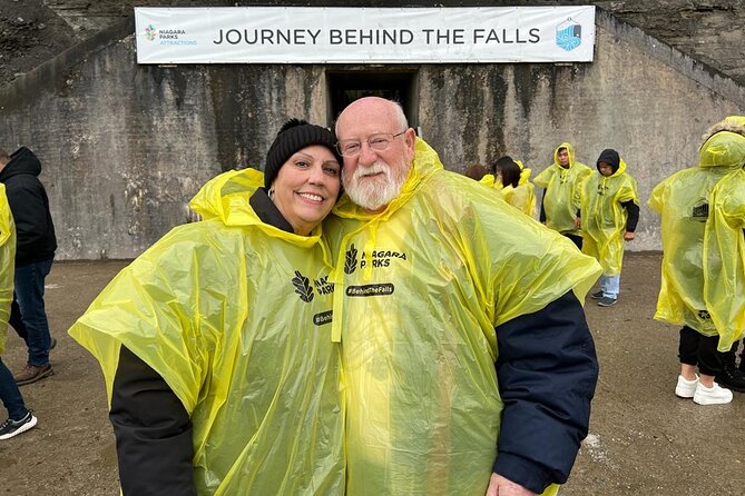 Winter Wonder Tour-A Journey Through the Tunnels Behind the Falls - Small-group pacing and the pickup reality in Niagara Falls